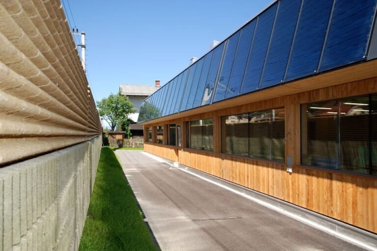 25_2-TISCHLEREI-LEHRWERKSTÄTTE